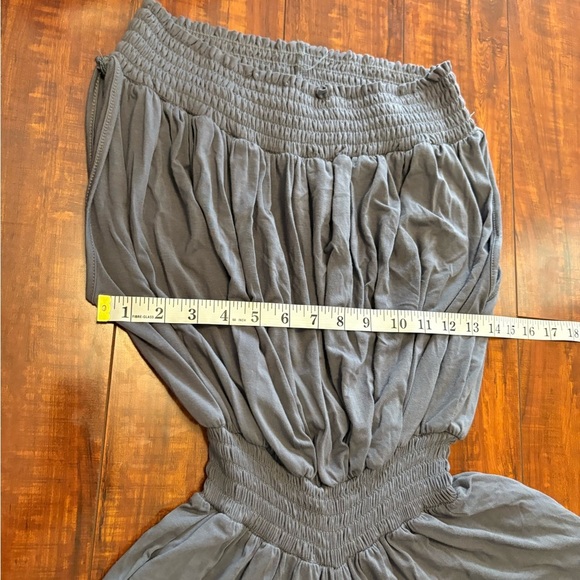 Elan off the shoulder grey cropped wide leg boho jumpsuit romper size medium - Picture 12 of 16